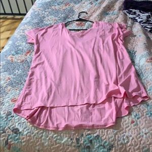 Size XL. Baby pink shirt